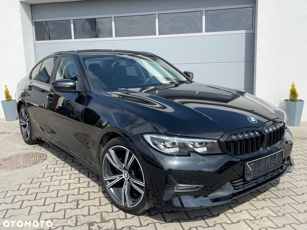 BMW Seria 3 318d Sport Line - 3