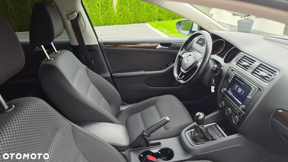 Volkswagen Jetta 2.0 TDI DPF BMT Comfortline - 11