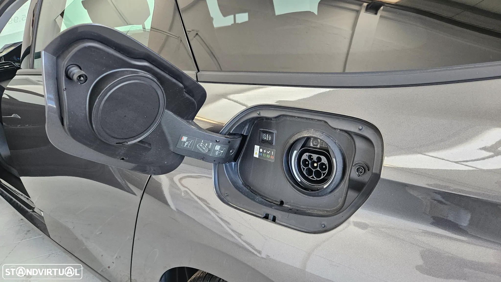 Peugeot 308 SW 1.6 Hybrid Allure e-EAT8 - 29