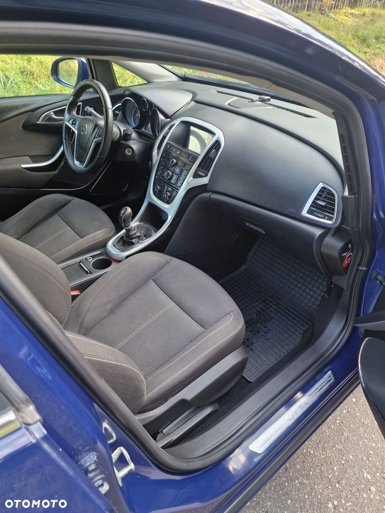 Opel Astra - 10