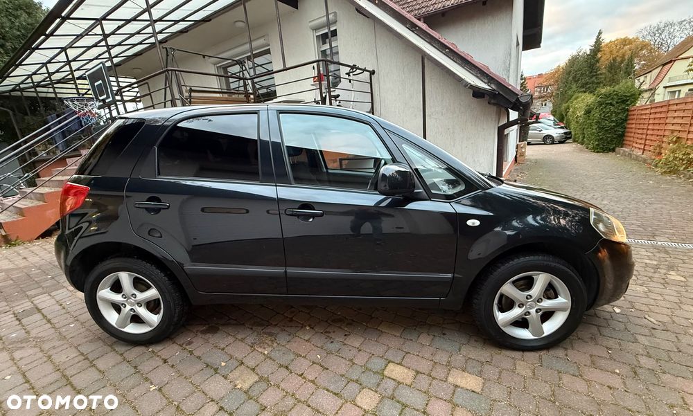 Suzuki SX4 1.6 GS/Premium - 9