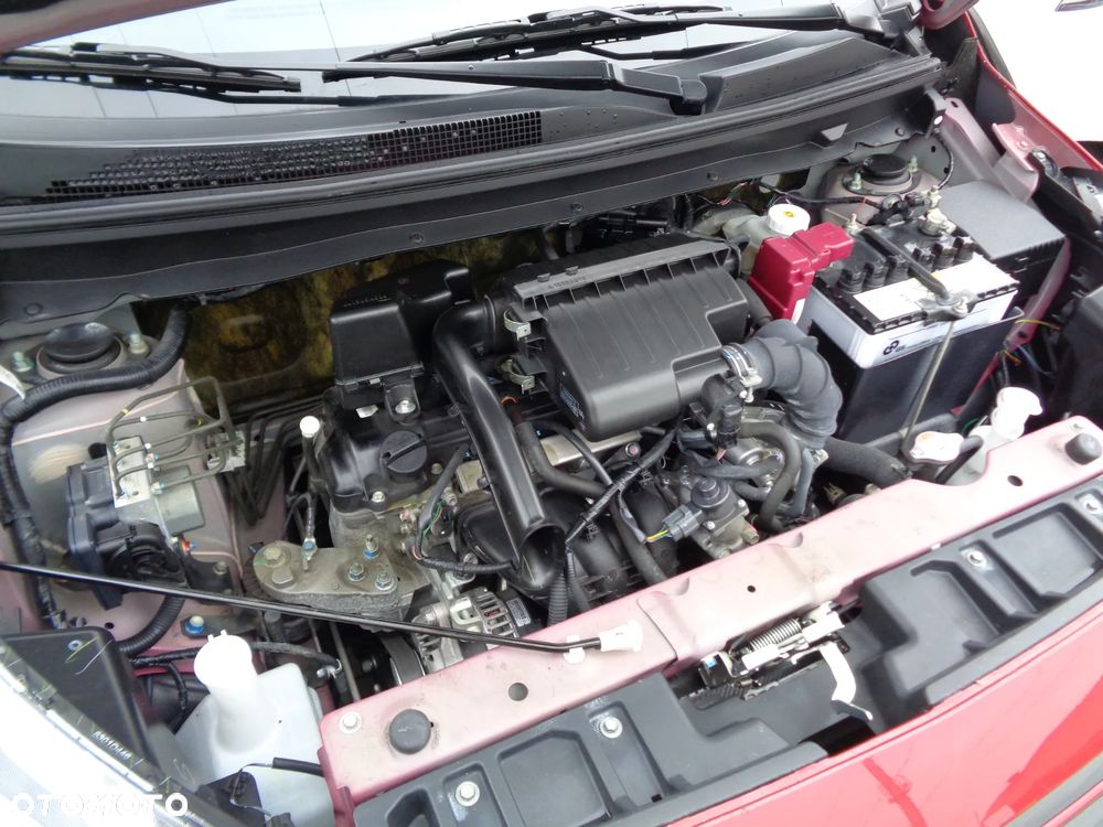 Mitsubishi Space Star AS&G 1.2 CVT Top - 28