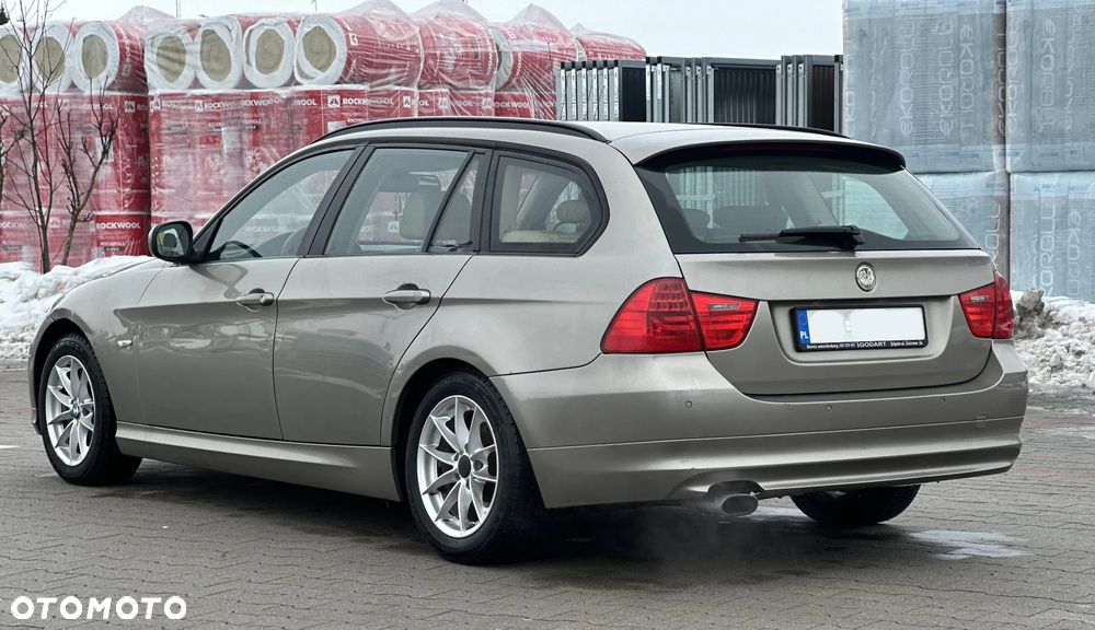 BMW Seria 3 320d DPF Edition Exclusive - 2