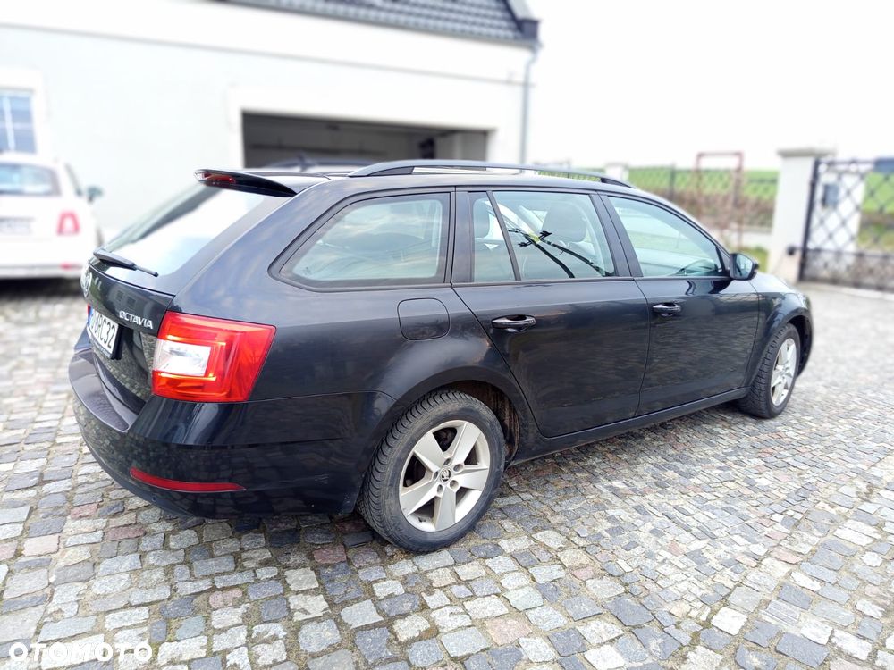 Skoda Octavia 1.6 TDI Style - 16