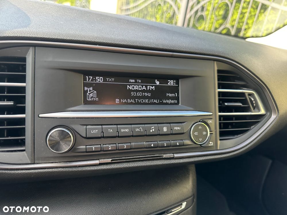 Peugeot 308 1.2 PureTech Access S&S - 16
