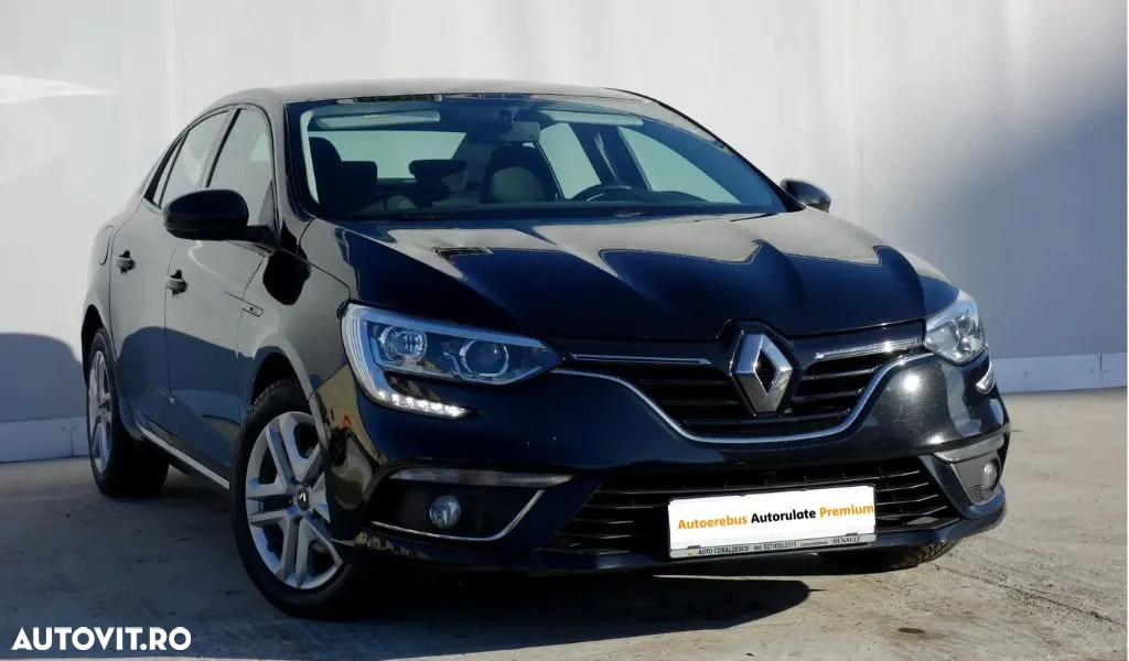 Renault Megane TCe Business - 10