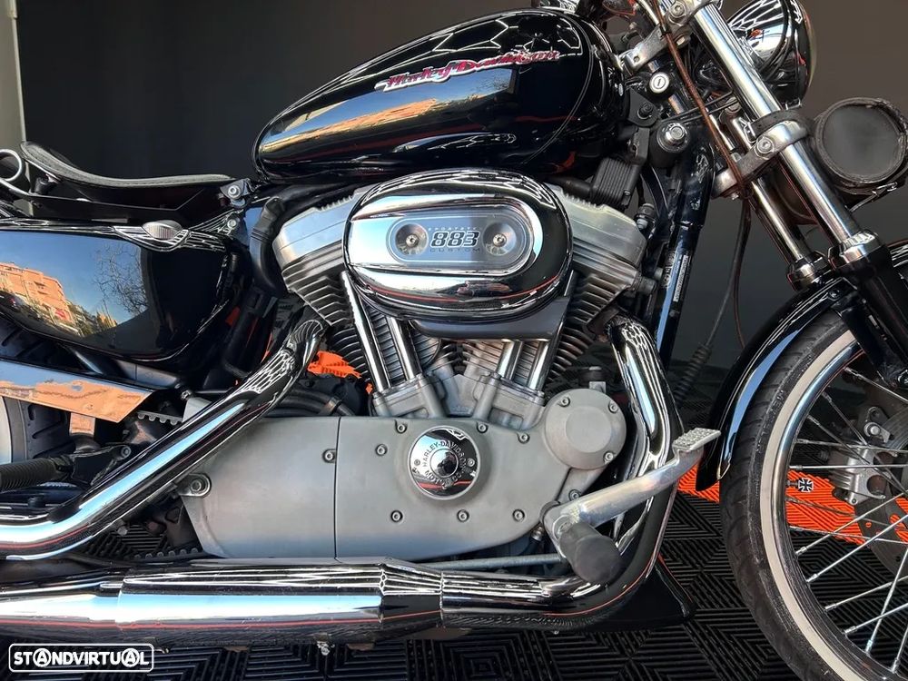 Harley-Davidson 883 Sportster - 12