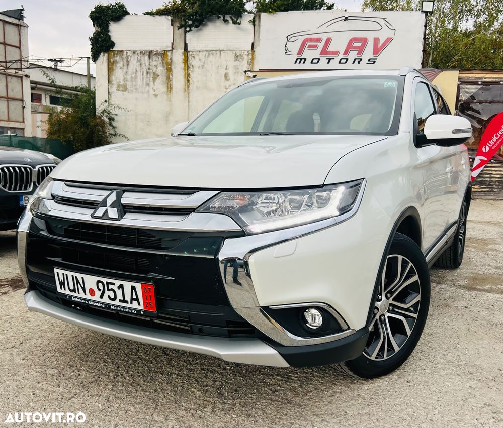 Mitsubishi Outlander - 1