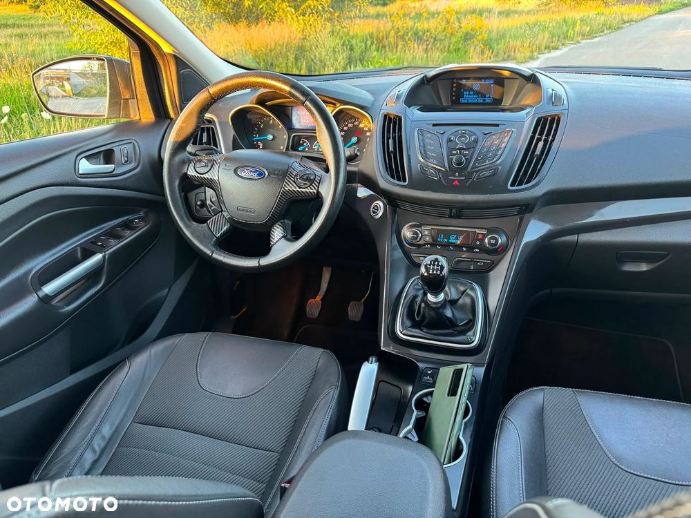 Ford Kuga 2.0 TDCi 4x4 Titanium - 11