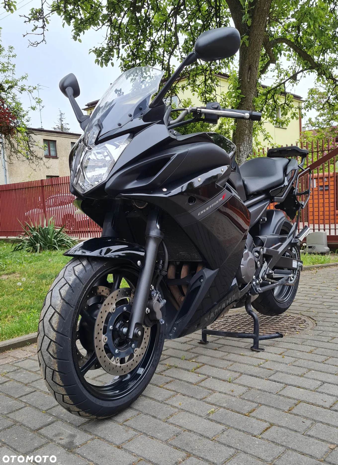 Yamaha XJ - 9