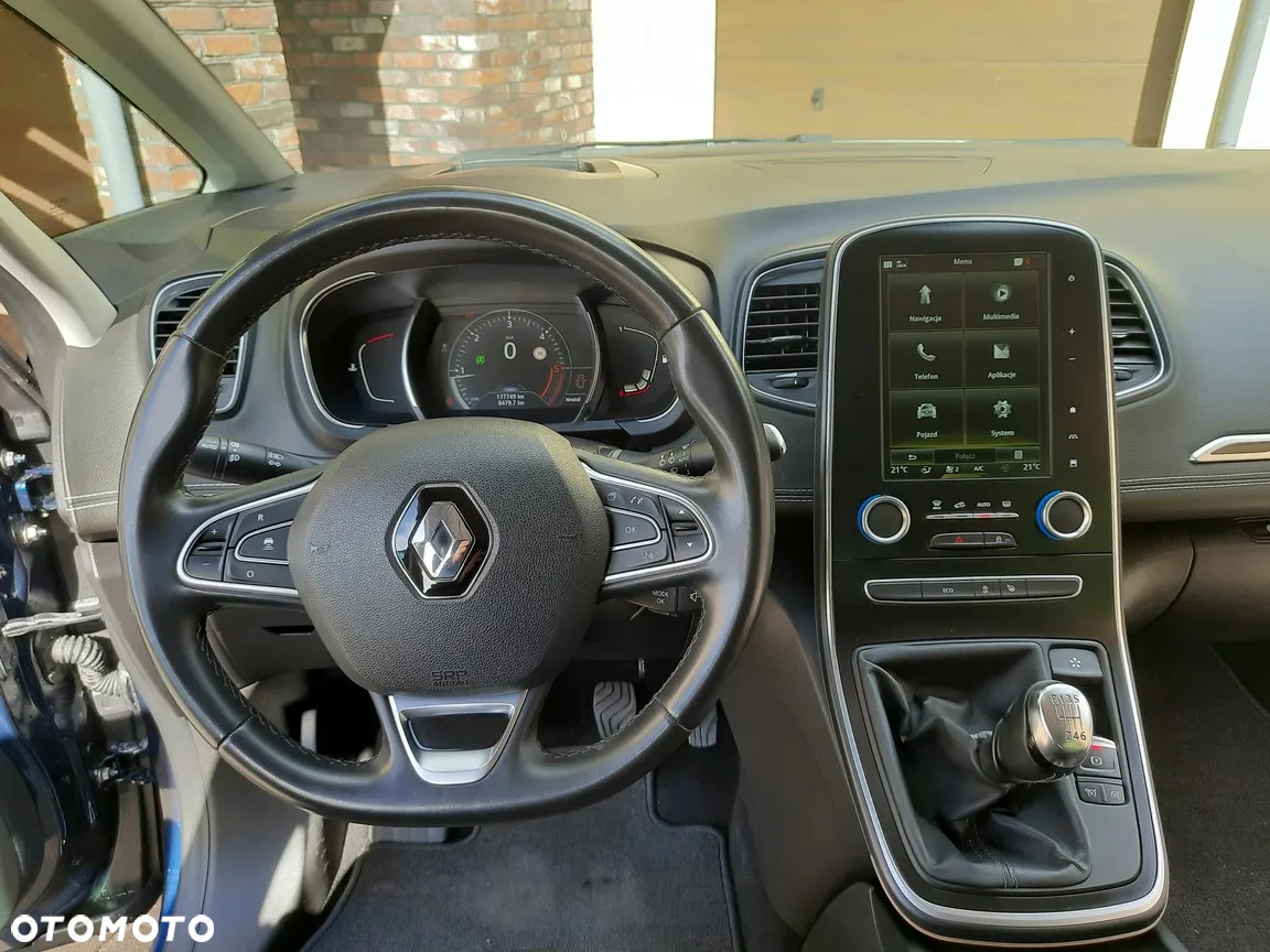 Renault Scenic - 23