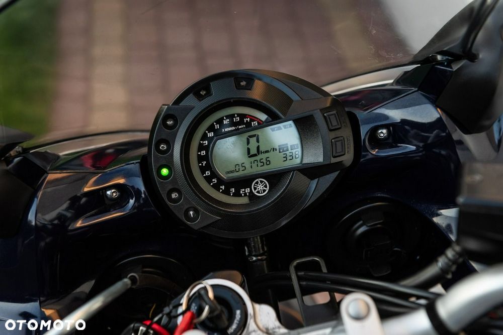 Yamaha FZ - 7