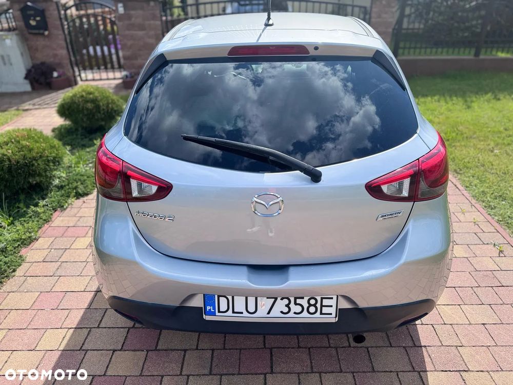 Mazda 2 - 4