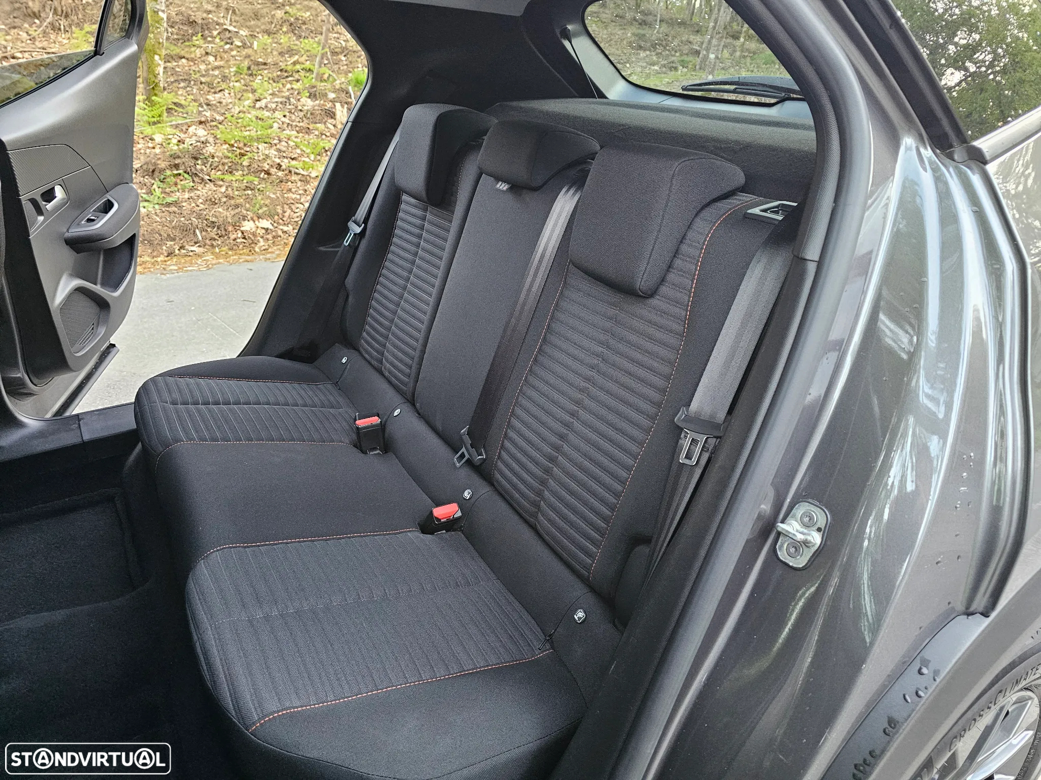 Peugeot 2008 - 13