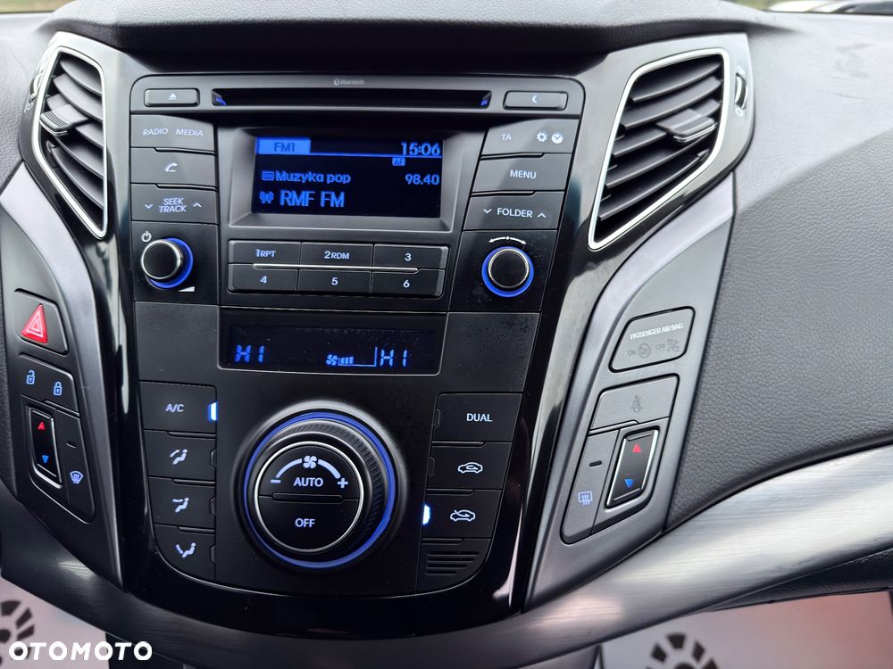 Hyundai i40 Kombi blue 1.7 CRDi Premium - 13