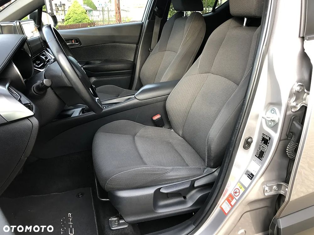 Toyota C-HR 1.2 T Prestige - 10