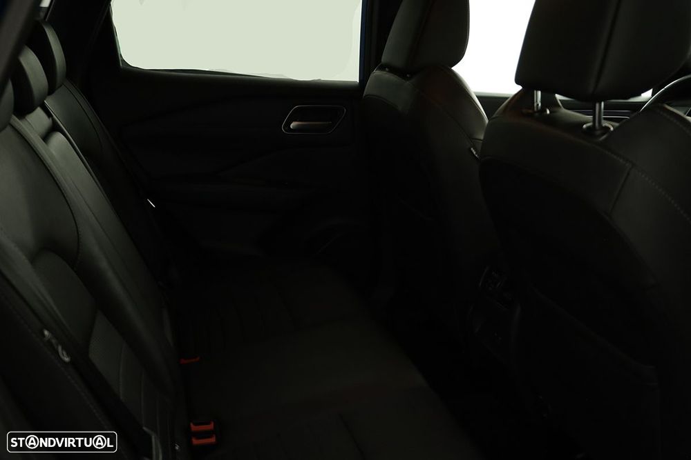 Nissan Qashqai 1.3 DIG-T Tekna Xtronic - 23