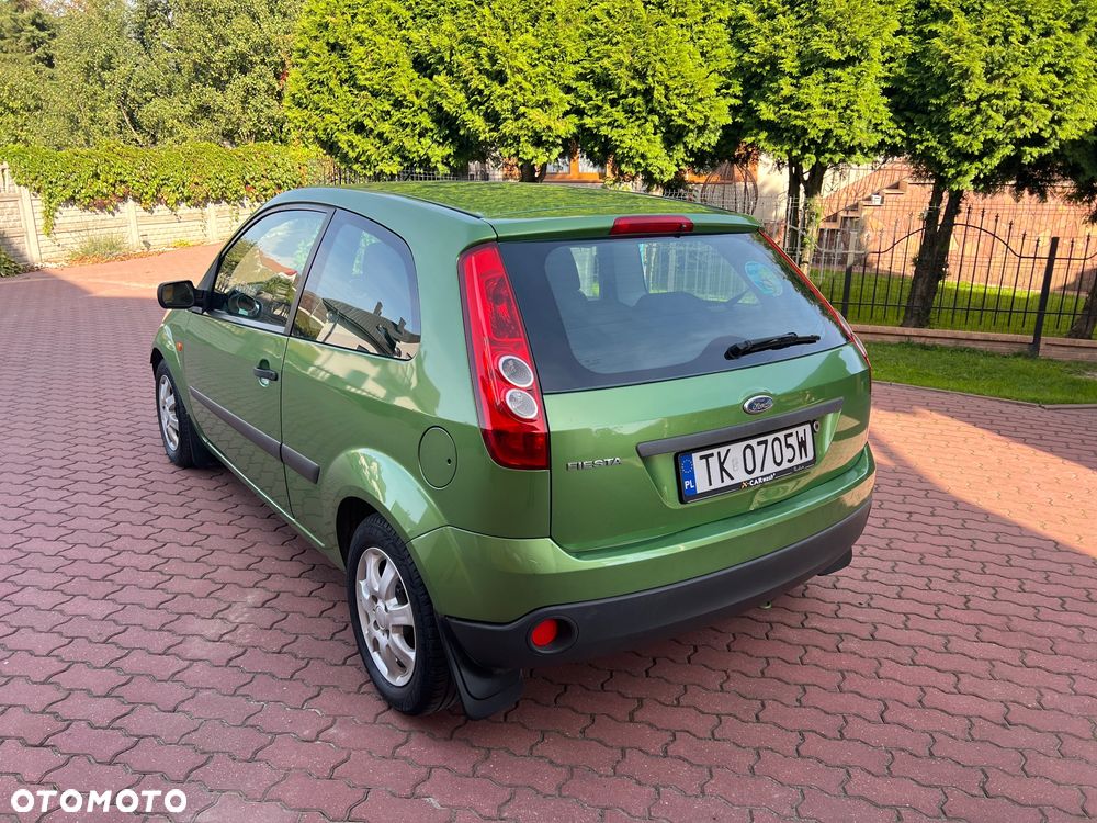 Ford Fiesta 1.3 - 4
