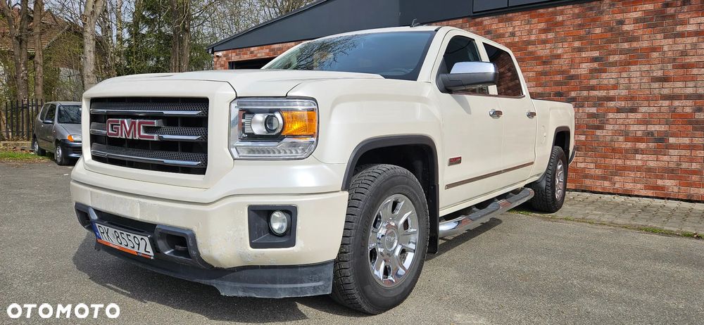 GMC Sierra - 2
