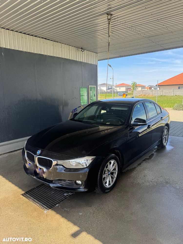 BMW Seria 3 318d - 2