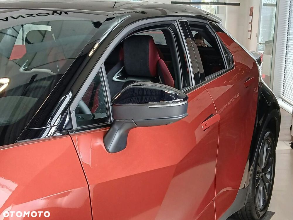 Toyota C-HR 2.0 PHEV Dynamic Force Tokyo Edition - 33