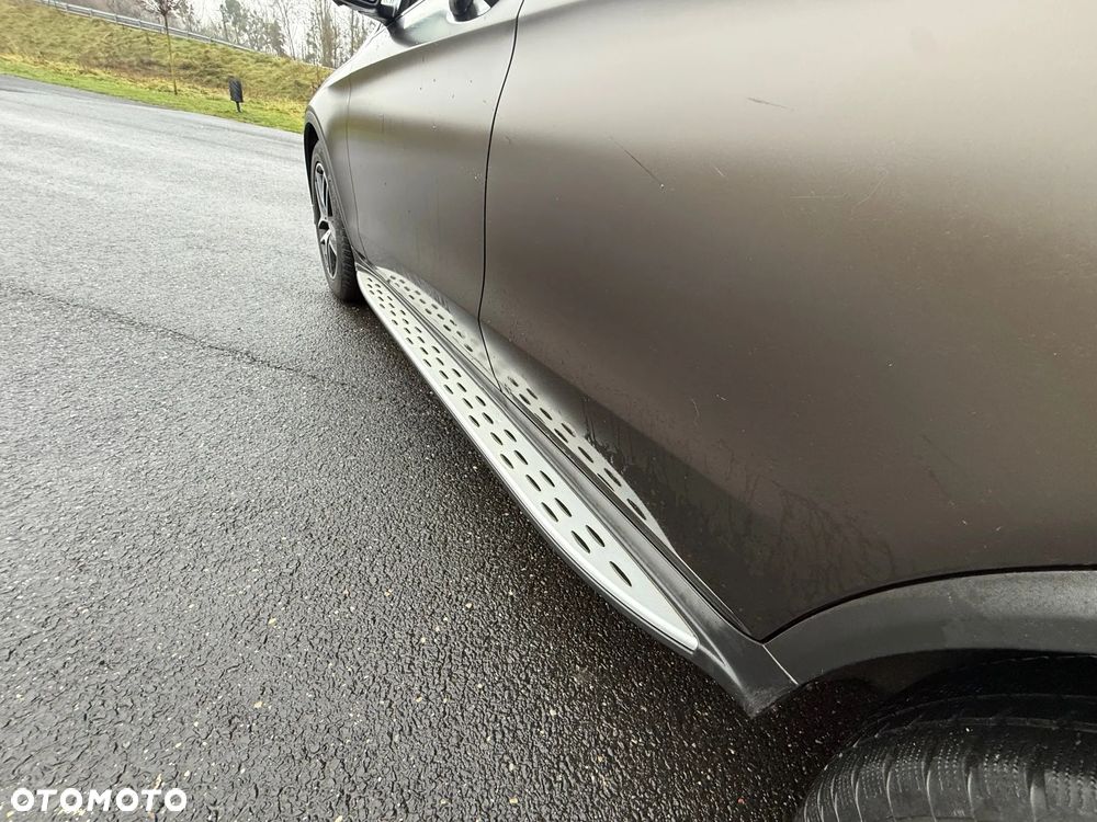 Mercedes-Benz GLC - 22