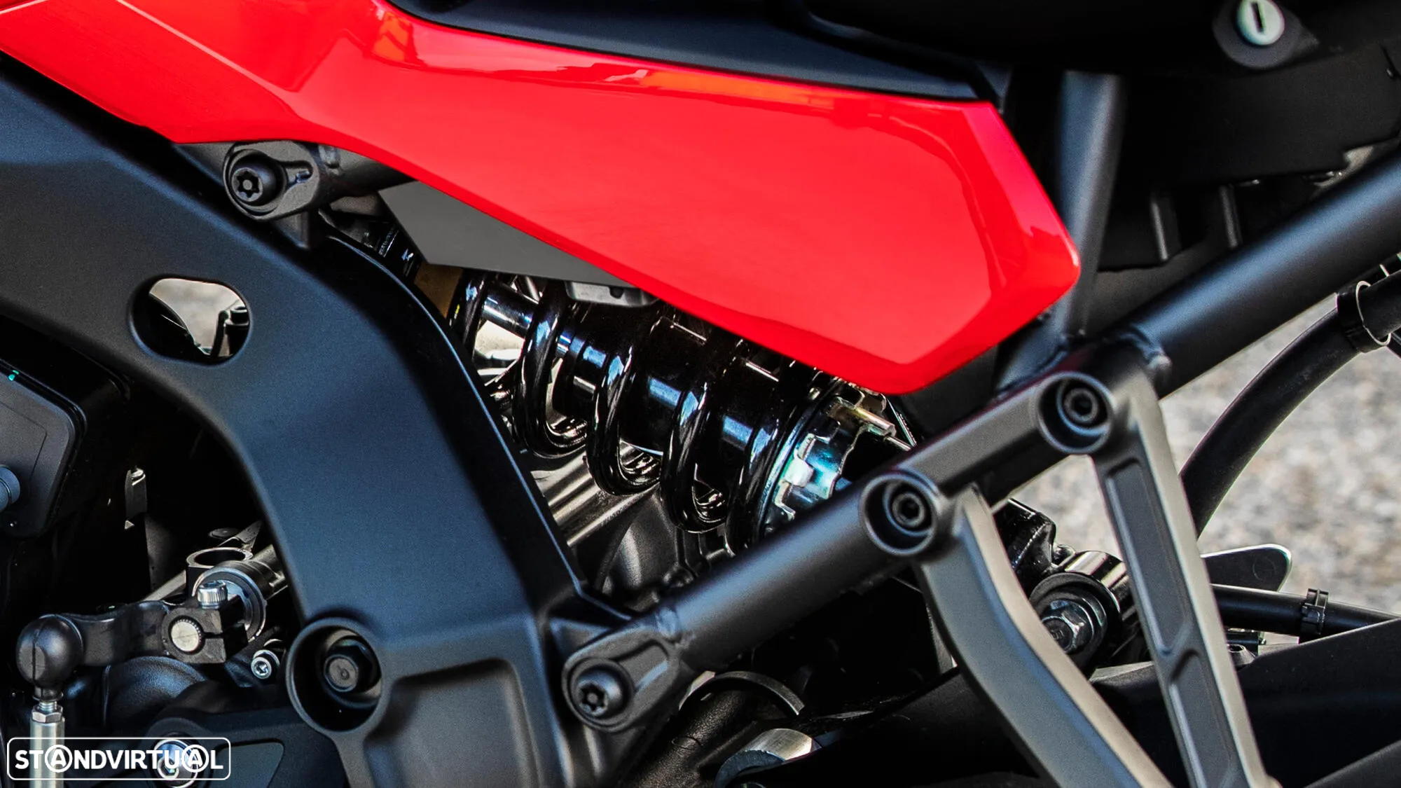 Yamaha Tracer 9 Vermelha - 16