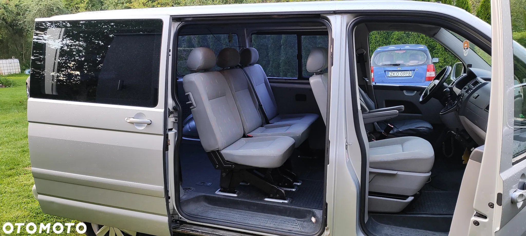 Volkswagen Transporter T5 TDI L2H1 - 5