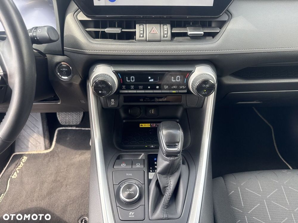 Toyota RAV4 - 23