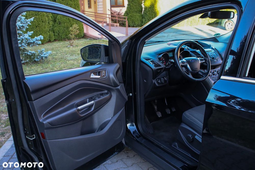 Ford Kuga 1.5 EcoBoost 2x4 Individual - 28