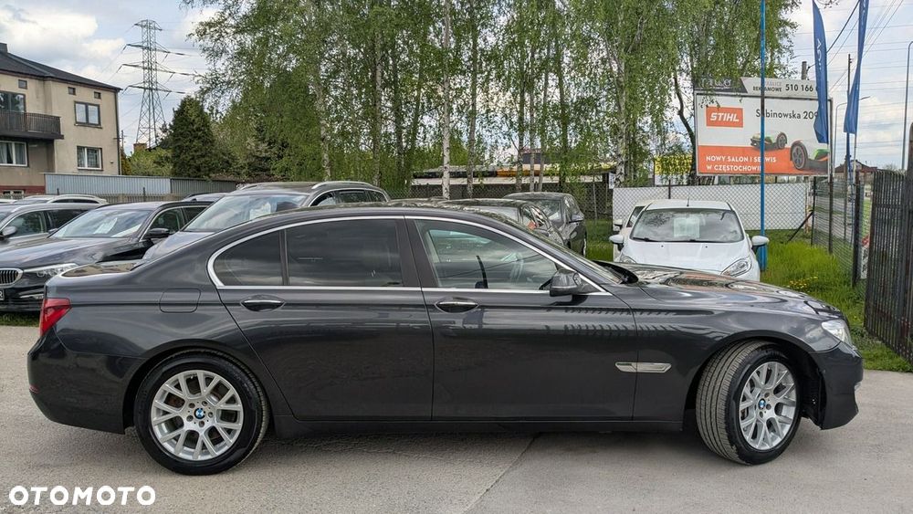 BMW Seria 7 730d Edition Exclusive - 8