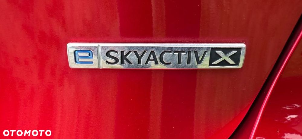 Mazda 3 e-SKYACTIV-X 186 M HYBRID PRIME-LINE - 25
