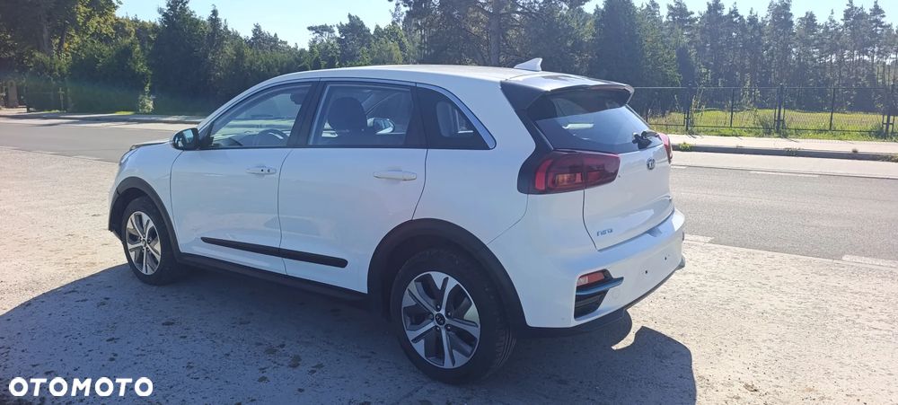 Kia Niro 64kWh XL - 8