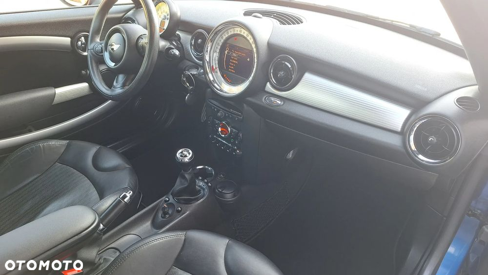 MINI Cooper S Standard - 16