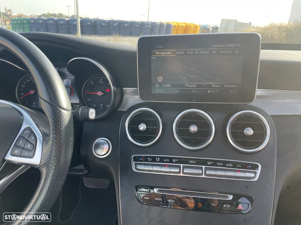 Mercedes-Benz C 220 d 4Matic 9G-TRONIC AMG Line - 12