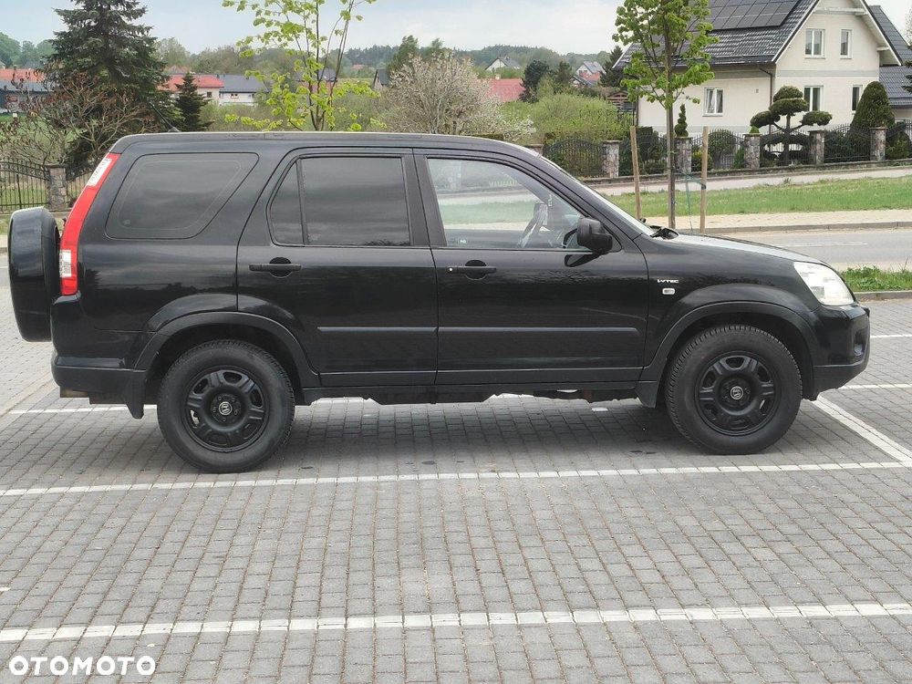 Honda CR-V 2.0 LS High - 34
