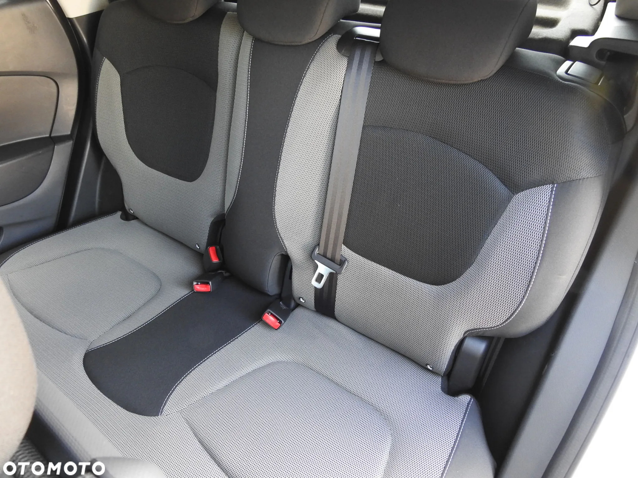 Renault Captur (ENERGY) TCe 90 INTENS - 7
