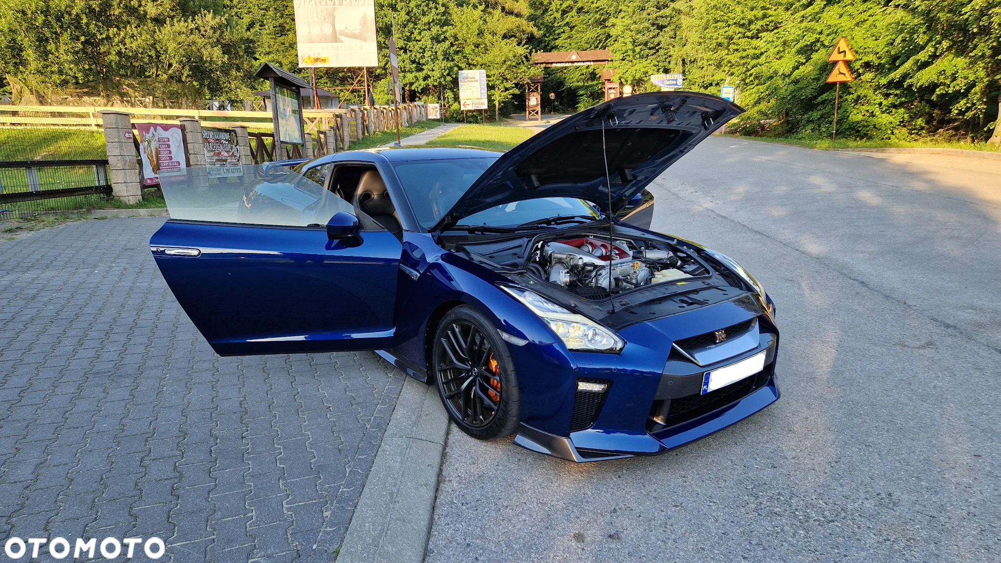 Nissan GT-R Prestige - 8
