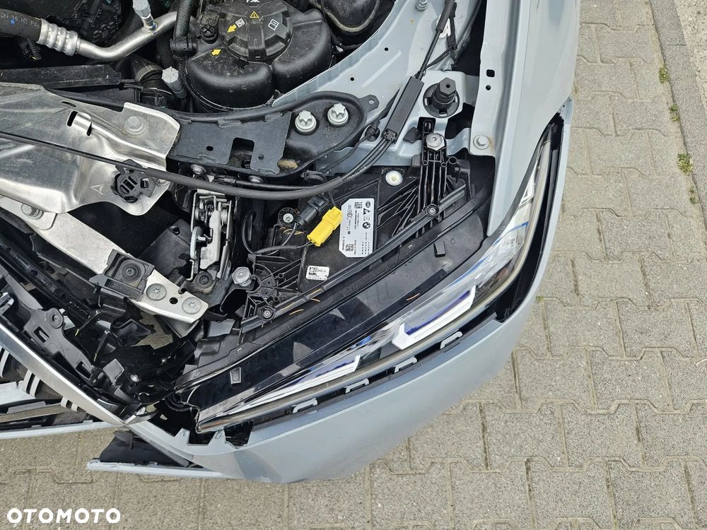 BMW Seria 3 330e PHEV M Sport - 22