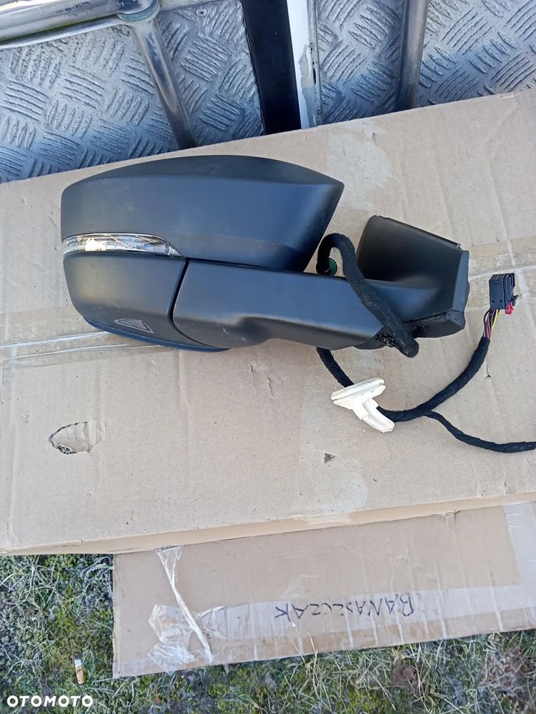 LUSTERKO Lewe  Prawe SKODA KAROQ różne funkcje asystent fotohrom - 7