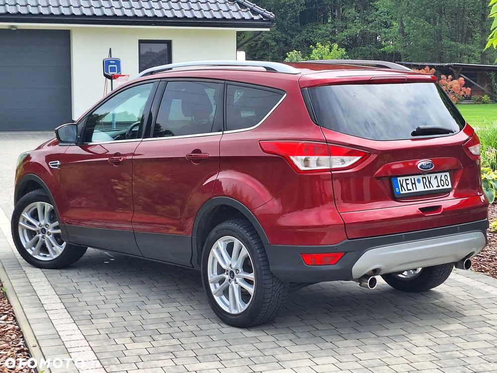 Ford Kuga 1.5 EcoBoost 2x4 Titanium - 13