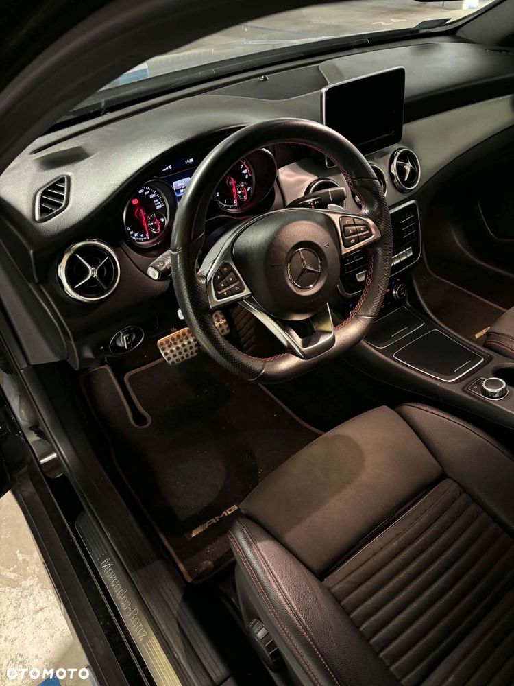 Mercedes-Benz GLA 180 7G-DCT AMG Line - 6