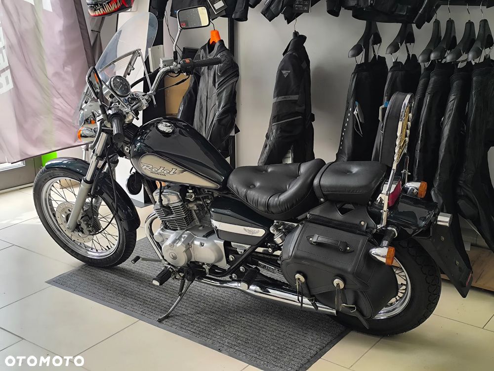 Honda CA - 4