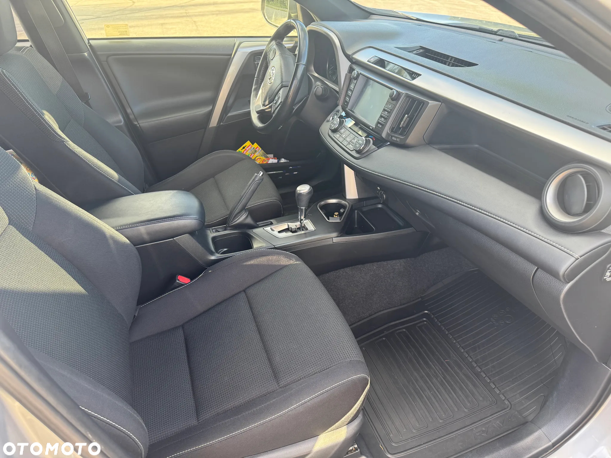 Toyota RAV4 2.0 Premium 4x4 MS - 18