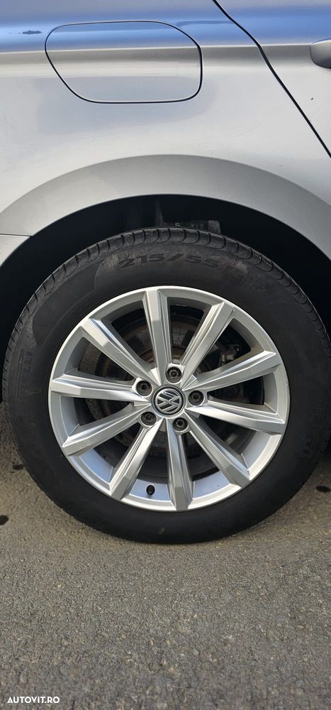 Volkswagen Passat 2.0 TDI SCR DSG Comfortline - 16