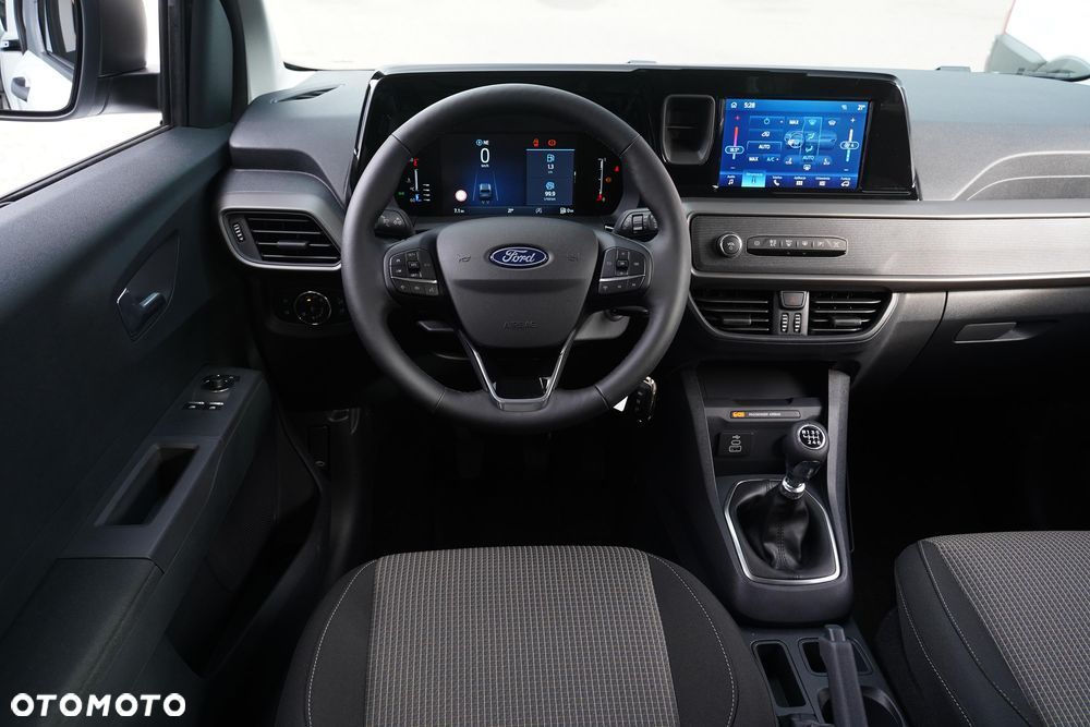 Ford Tourneo Courier 1.0 EcoBoost Trend - 28