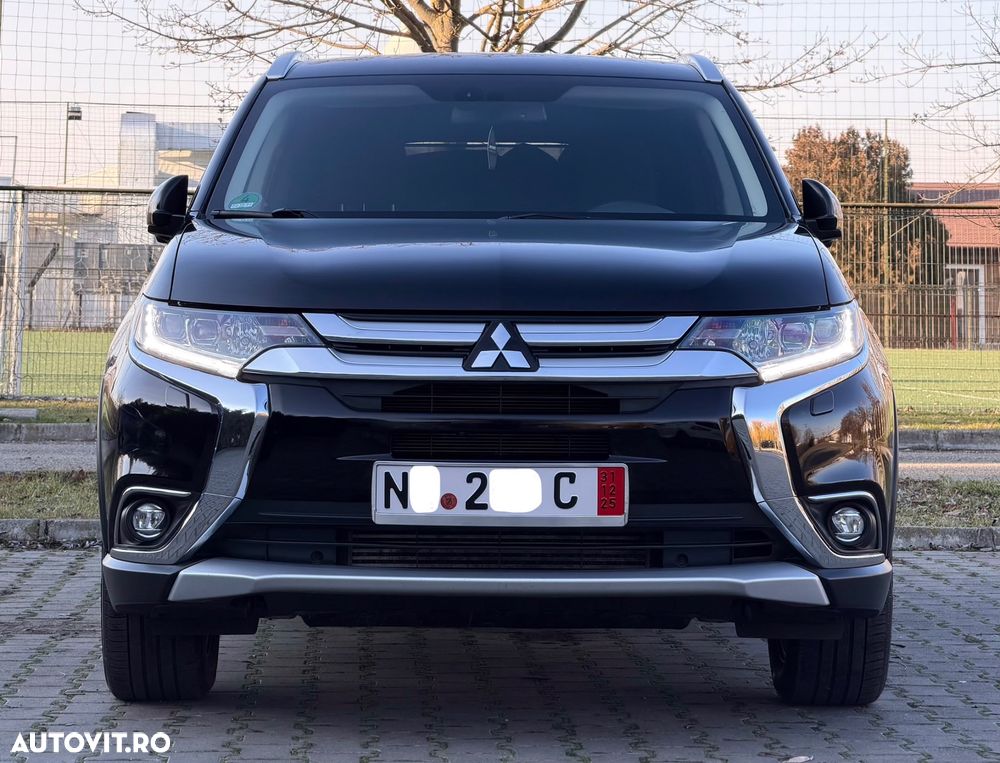 Mitsubishi Outlander 2.2 DI-D 4WD Automatik Edition+ - 2