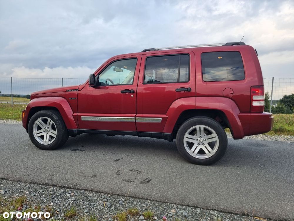 Jeep Liberty 3.7 4x4 - 9