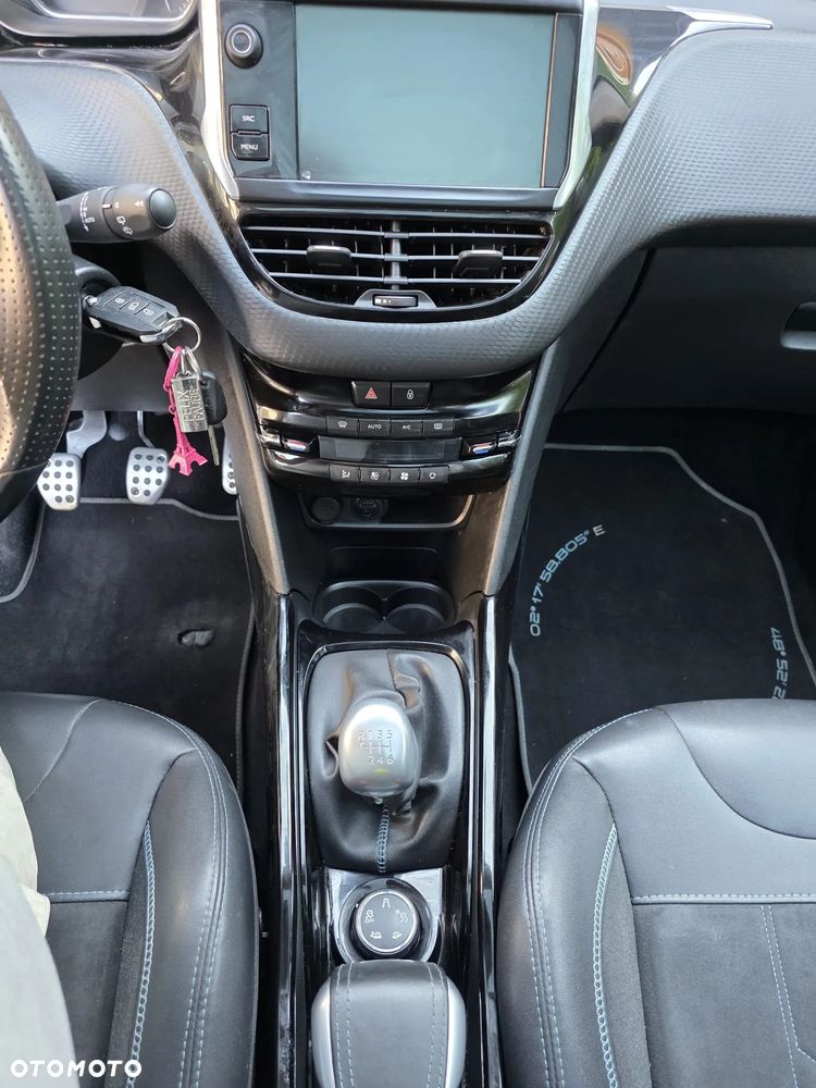 Peugeot 2008 - 26