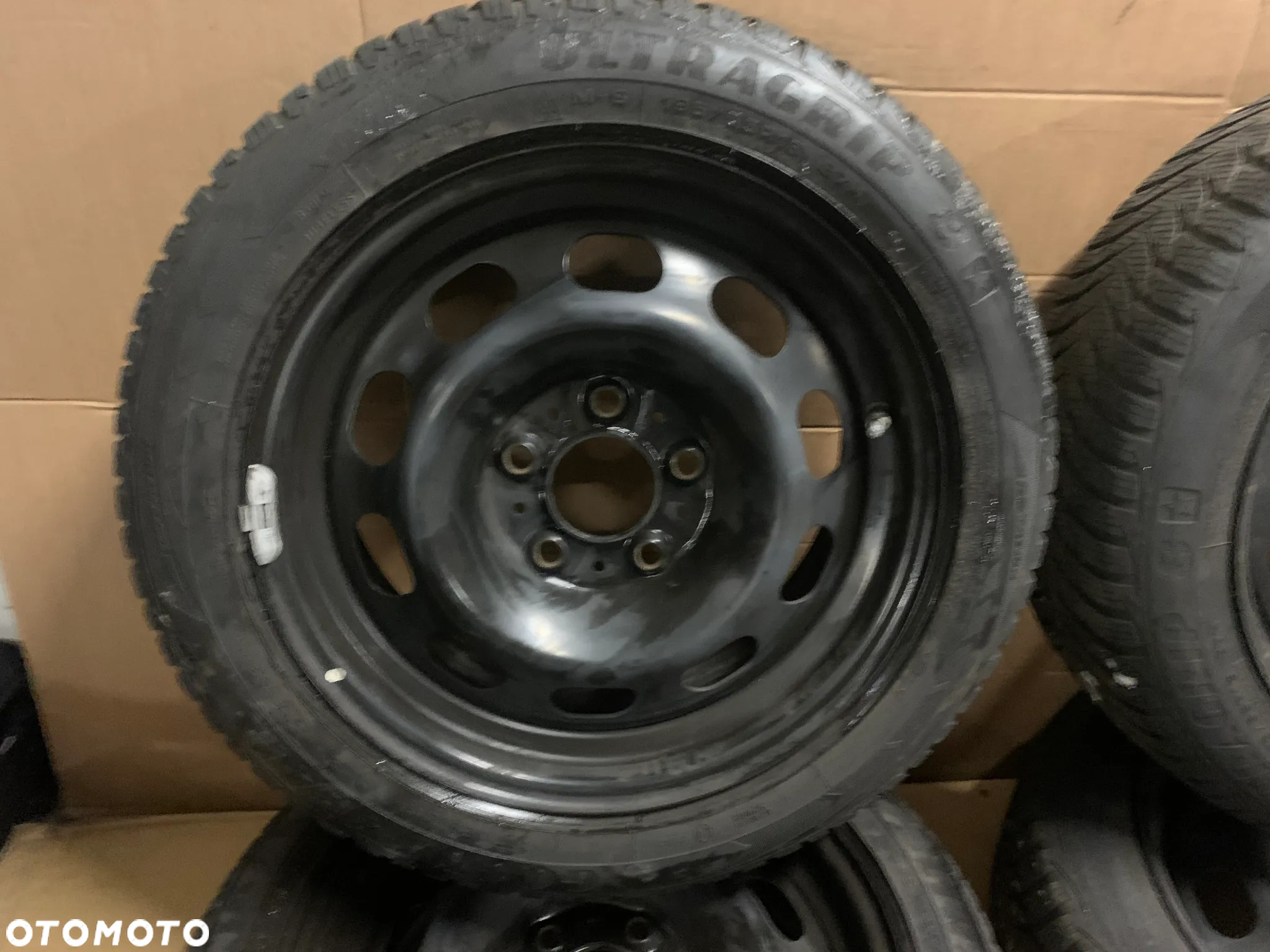 Felgi stalowe z oponami zimowymi 5x120 IS33 6,5J 195/55 R16 6/7mm 3118 - 7